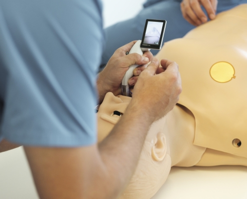 Simulationspuppe beim ärztlichen Simulationstraining